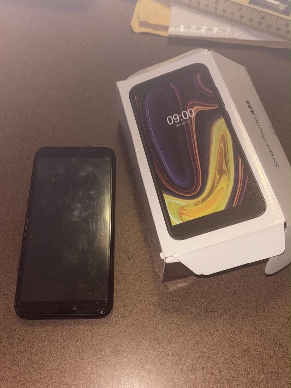 Fox Black Smartphone with Display and Retail Box like new